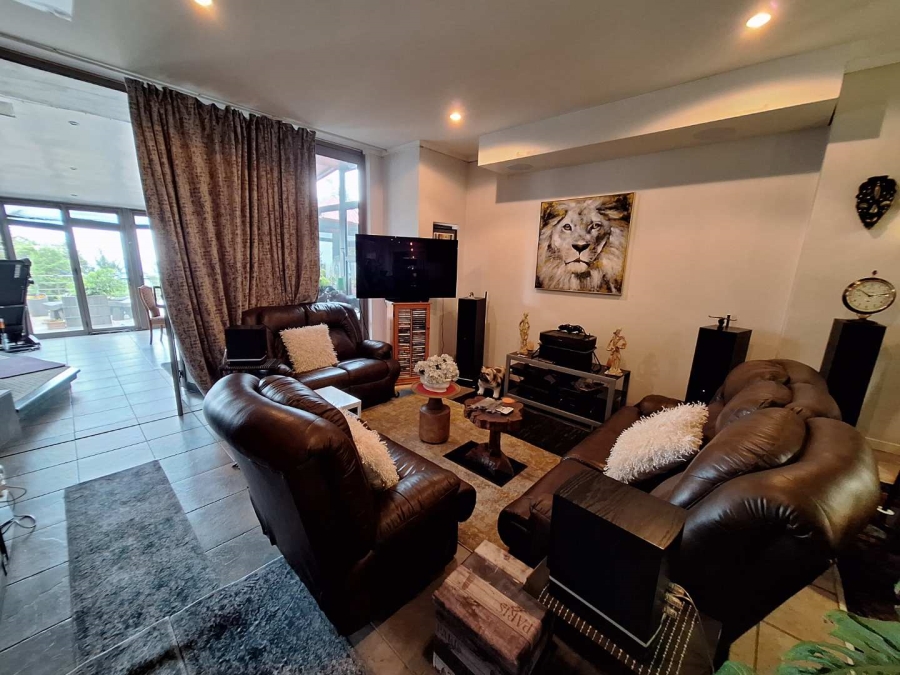 To Let 4 Bedroom Property for Rent in Northcliff Gauteng