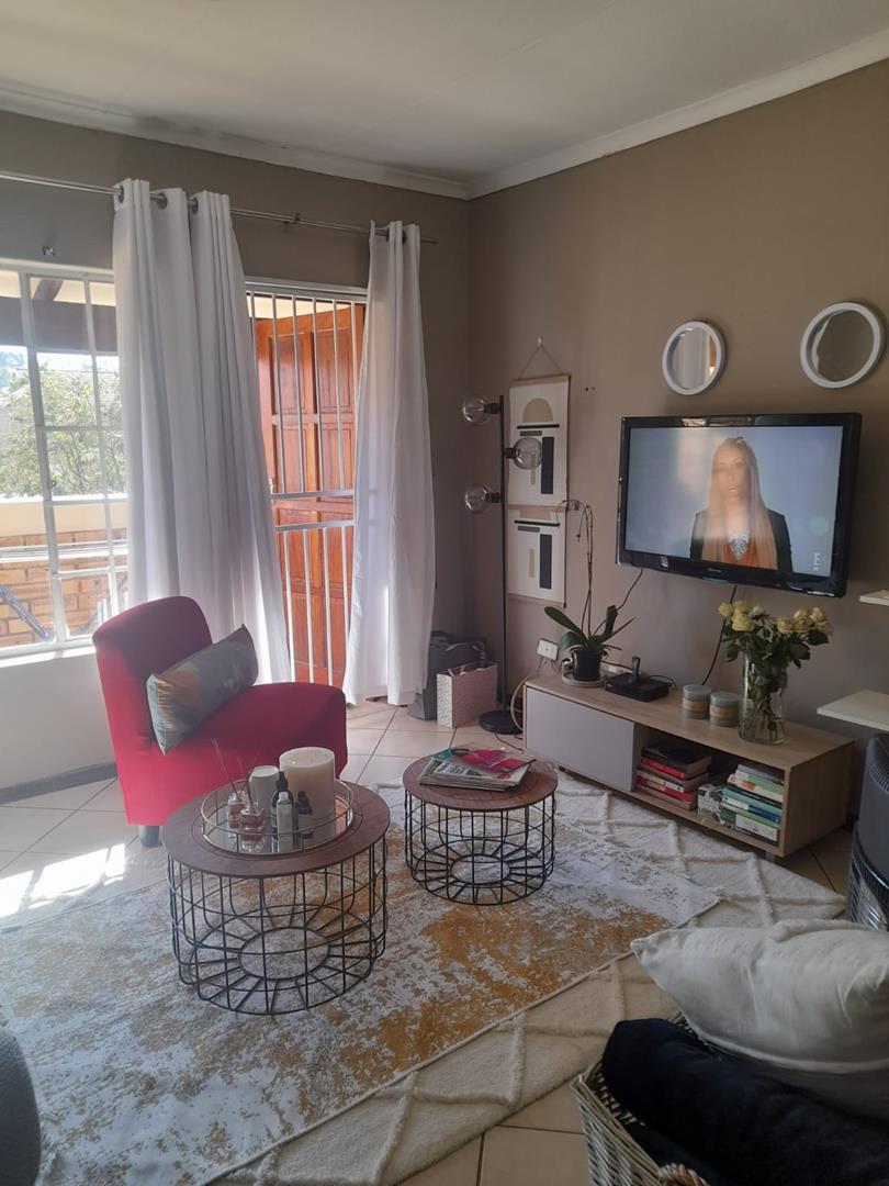 2 Bedroom Property for Sale in Honeypark Gauteng