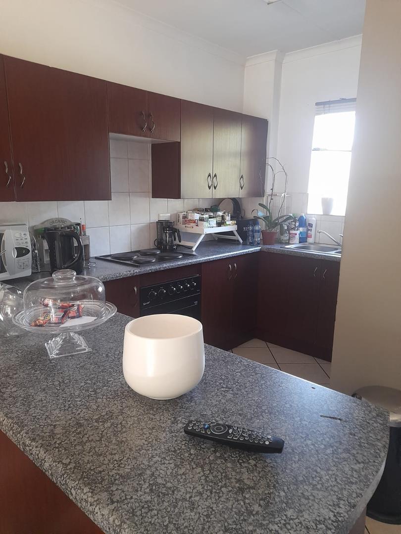 2 Bedroom Property for Sale in Honeypark Gauteng