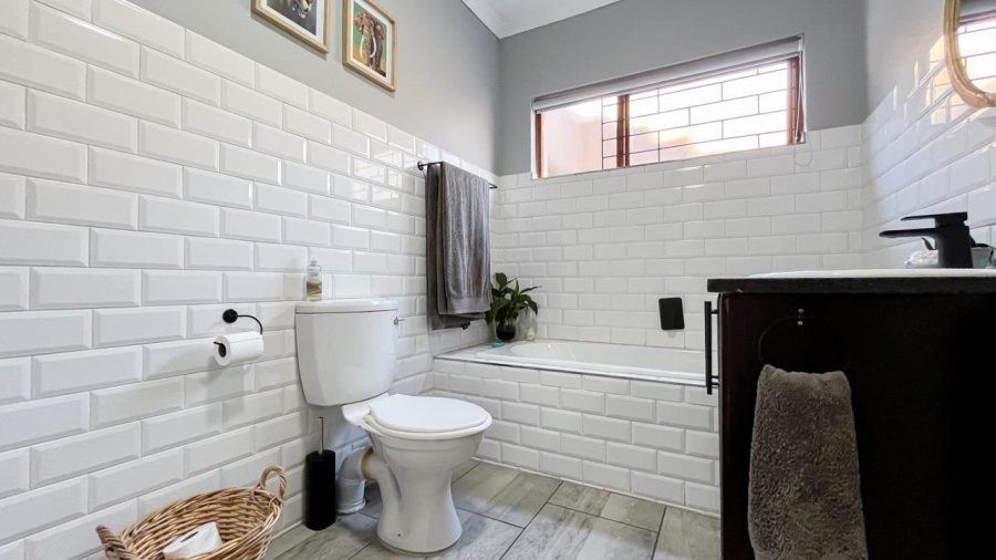 2 Bedroom Property for Sale in Meyersdal Gauteng