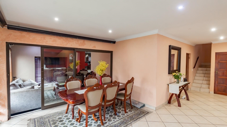 4 Bedroom Property for Sale in Thatchfield Estate Gauteng