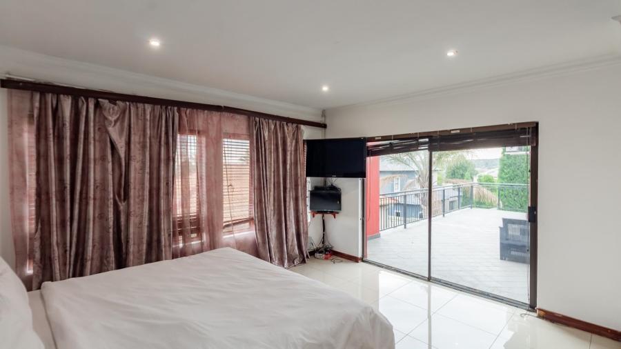 4 Bedroom Property for Sale in Thatchfield Estate Gauteng