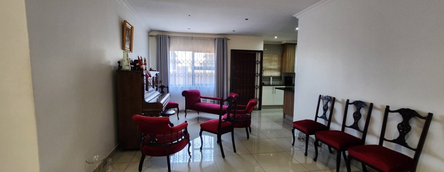 3 Bedroom Property for Sale in New Redruth Gauteng