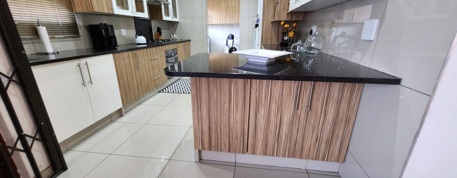 3 Bedroom Property for Sale in New Redruth Gauteng