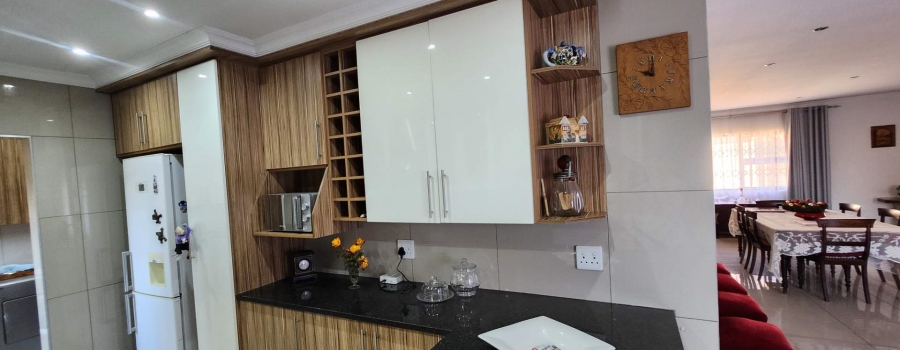 3 Bedroom Property for Sale in New Redruth Gauteng