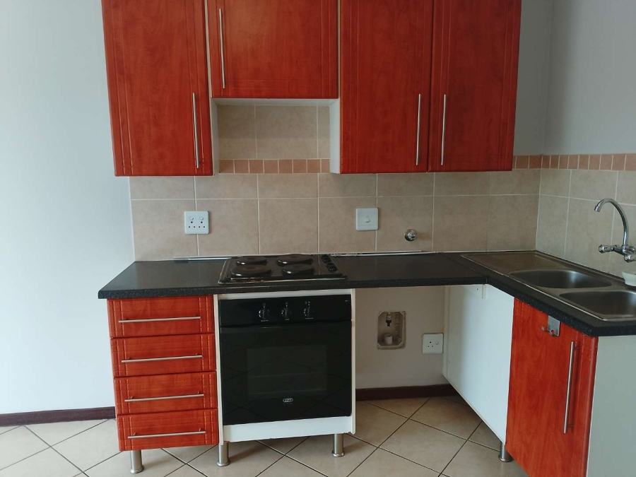 To Let 2 Bedroom Property for Rent in Equestria Gauteng