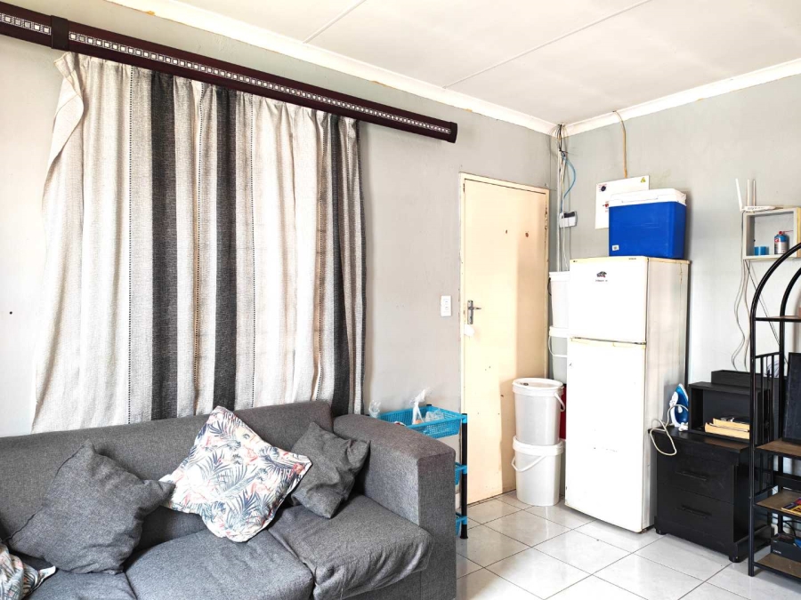 7 Bedroom Property for Sale in Cosmo City Gauteng