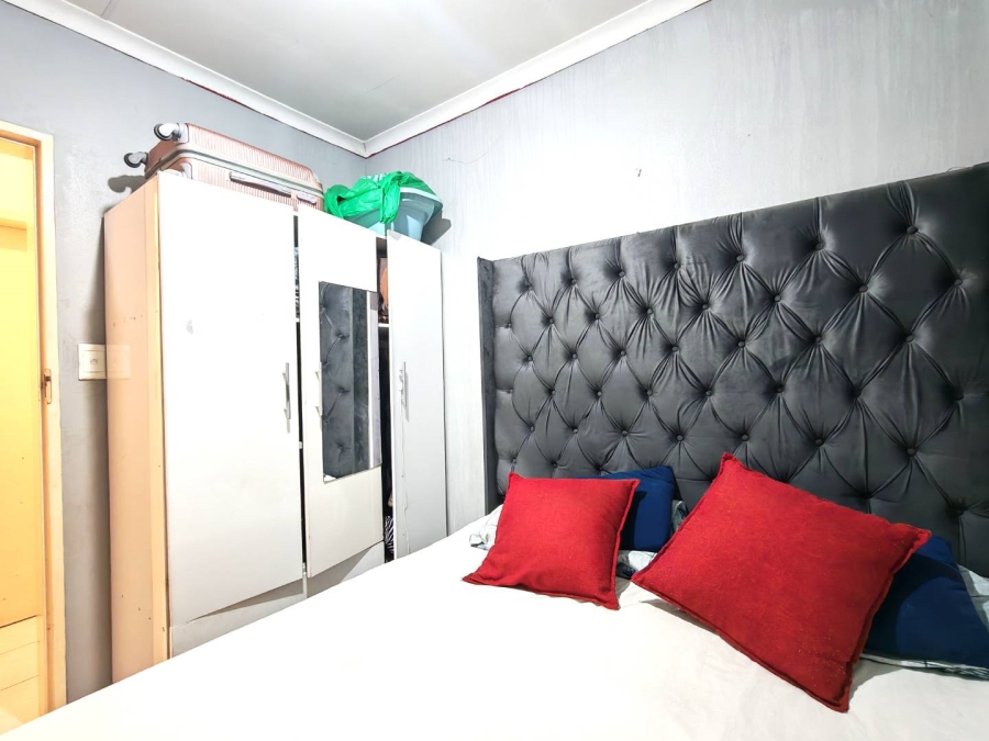 7 Bedroom Property for Sale in Cosmo City Gauteng