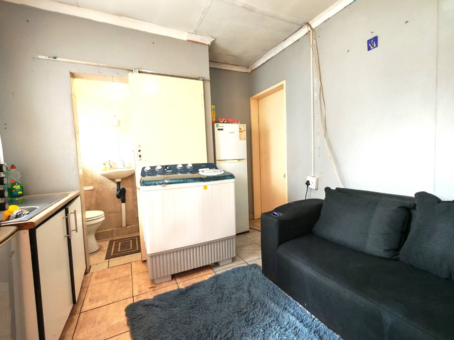 7 Bedroom Property for Sale in Cosmo City Gauteng