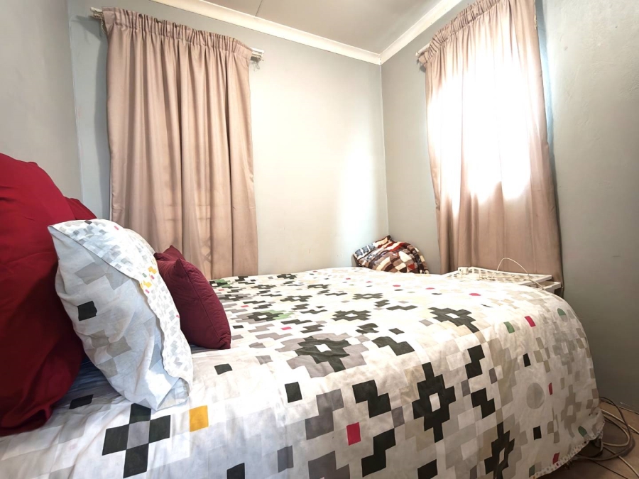 7 Bedroom Property for Sale in Cosmo City Gauteng