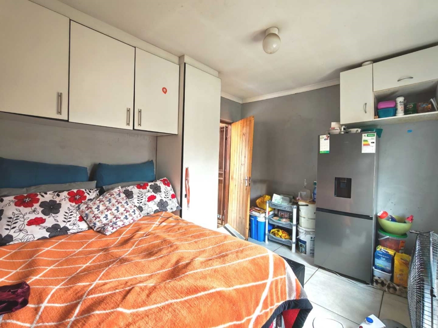 7 Bedroom Property for Sale in Cosmo City Gauteng