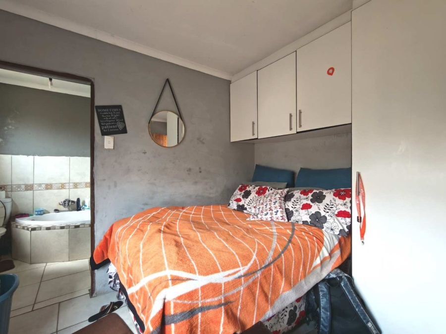 7 Bedroom Property for Sale in Cosmo City Gauteng