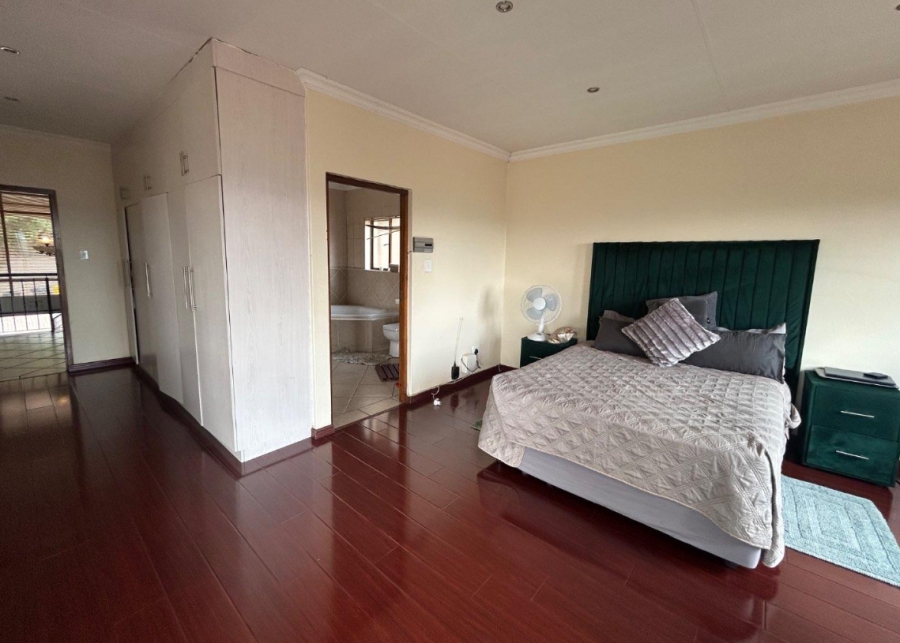 3 Bedroom Property for Sale in Mulbarton Gauteng