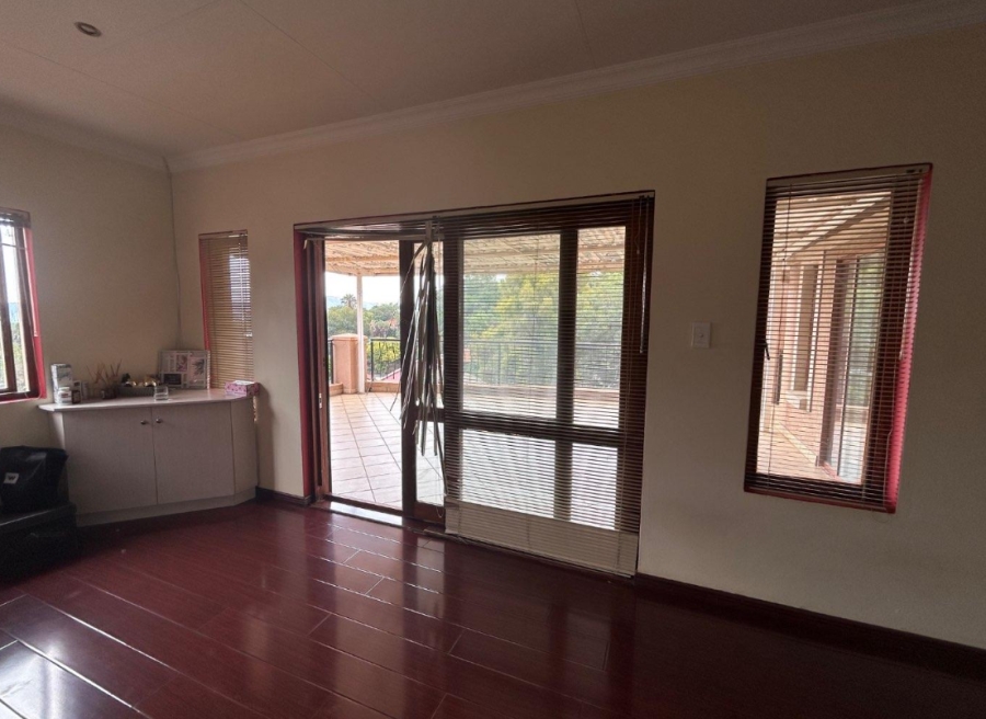 3 Bedroom Property for Sale in Mulbarton Gauteng