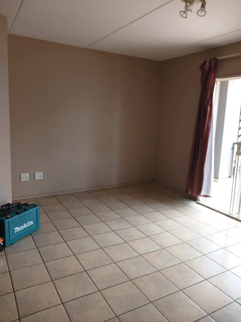 2 Bedroom Property for Sale in Bardene Gauteng