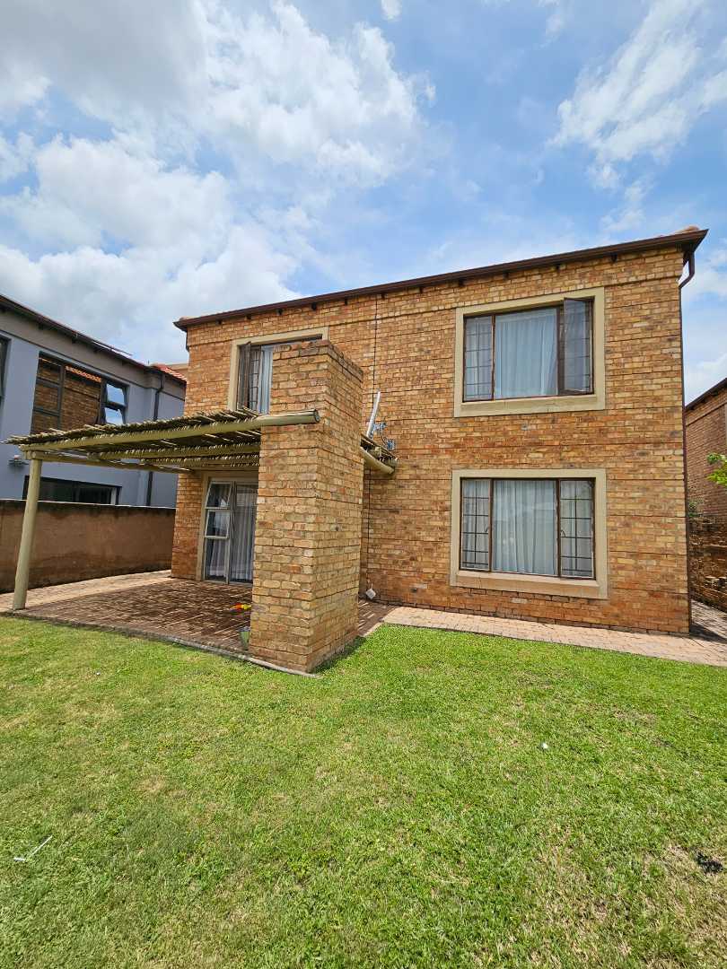 4 Bedroom Property for Sale in Theresa Park Gauteng