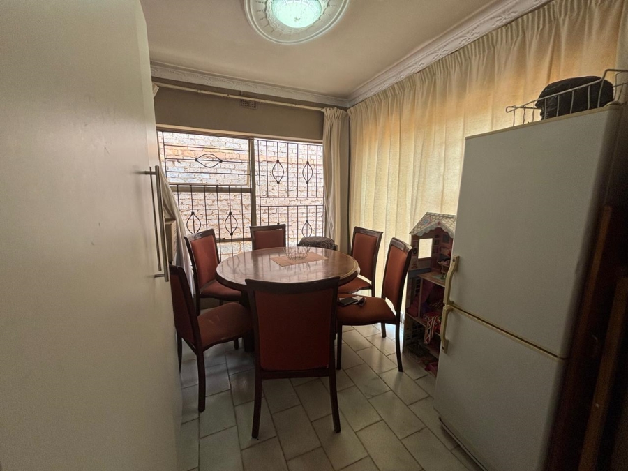 3 Bedroom Property for Sale in Protea North Gauteng