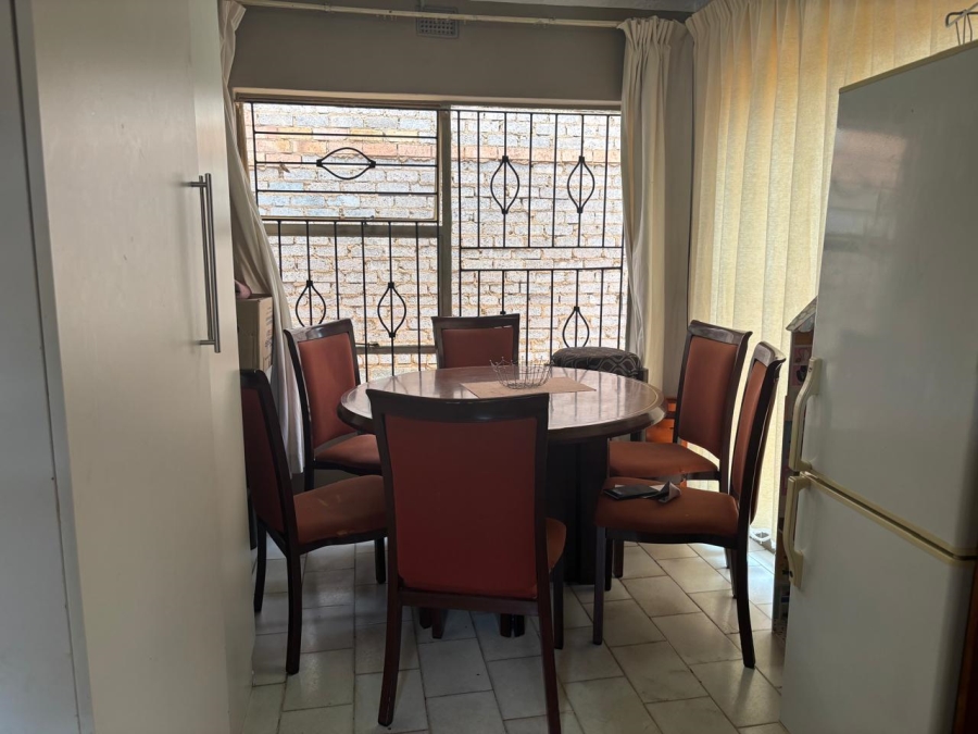 3 Bedroom Property for Sale in Protea North Gauteng