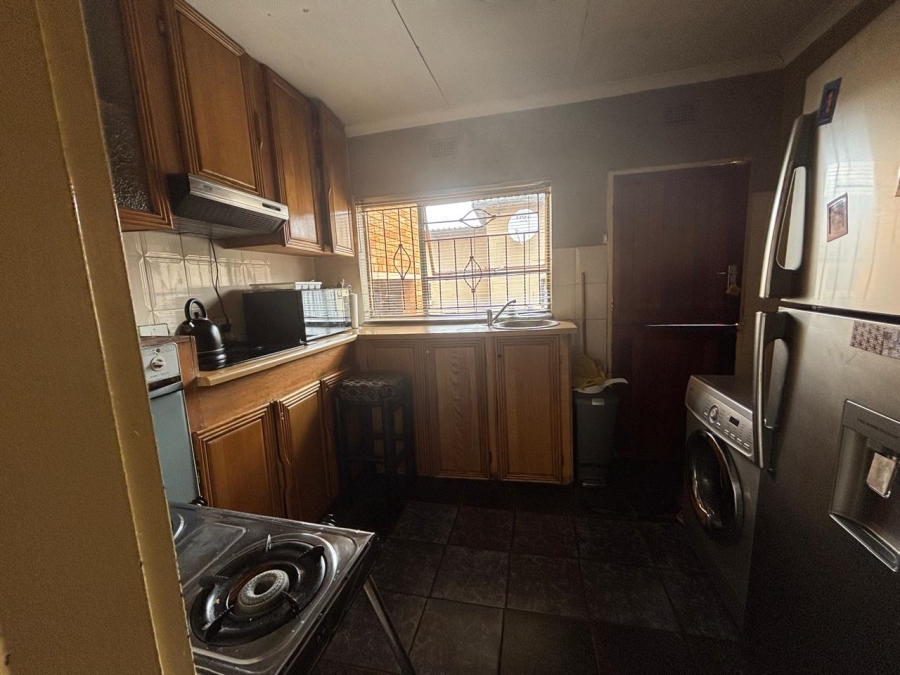 3 Bedroom Property for Sale in Protea North Gauteng