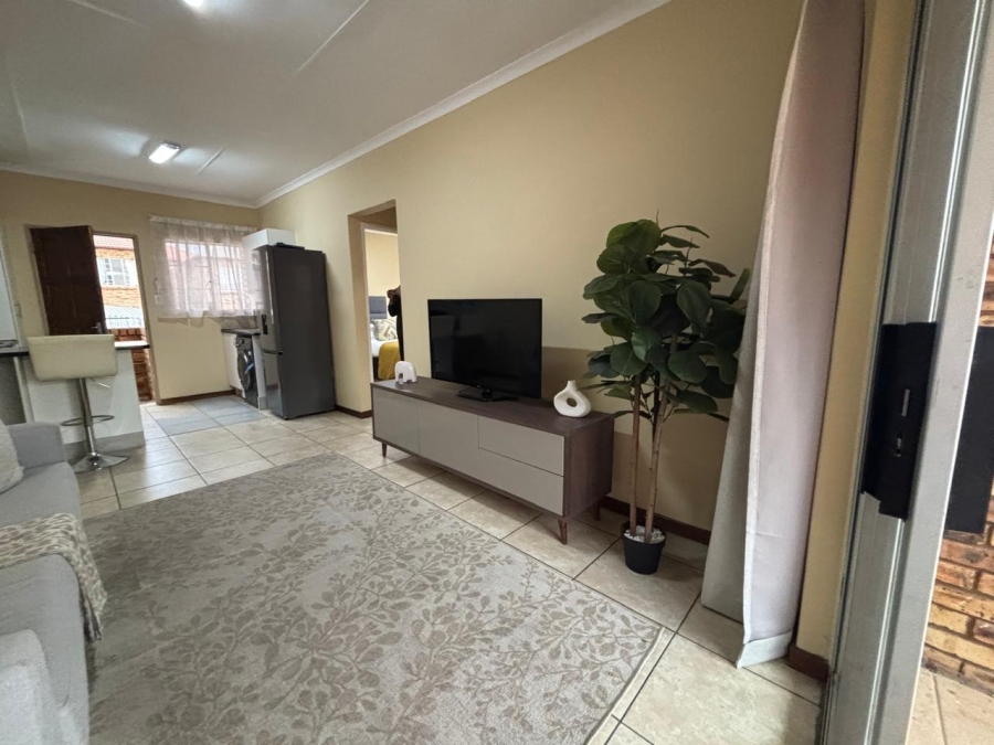 2 Bedroom Property for Sale in Elandspark Gauteng
