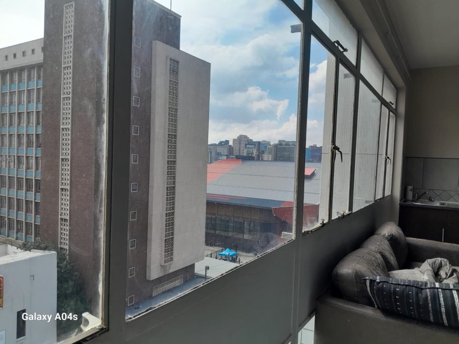 1 Bedroom Property for Sale in Braamfontein Gauteng