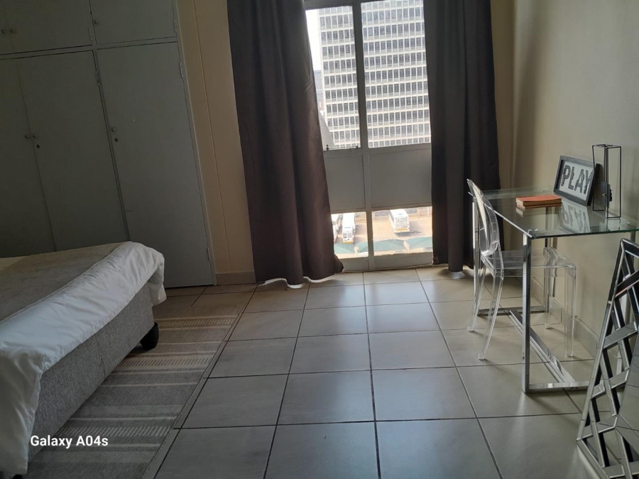 1 Bedroom Property for Sale in Braamfontein Gauteng