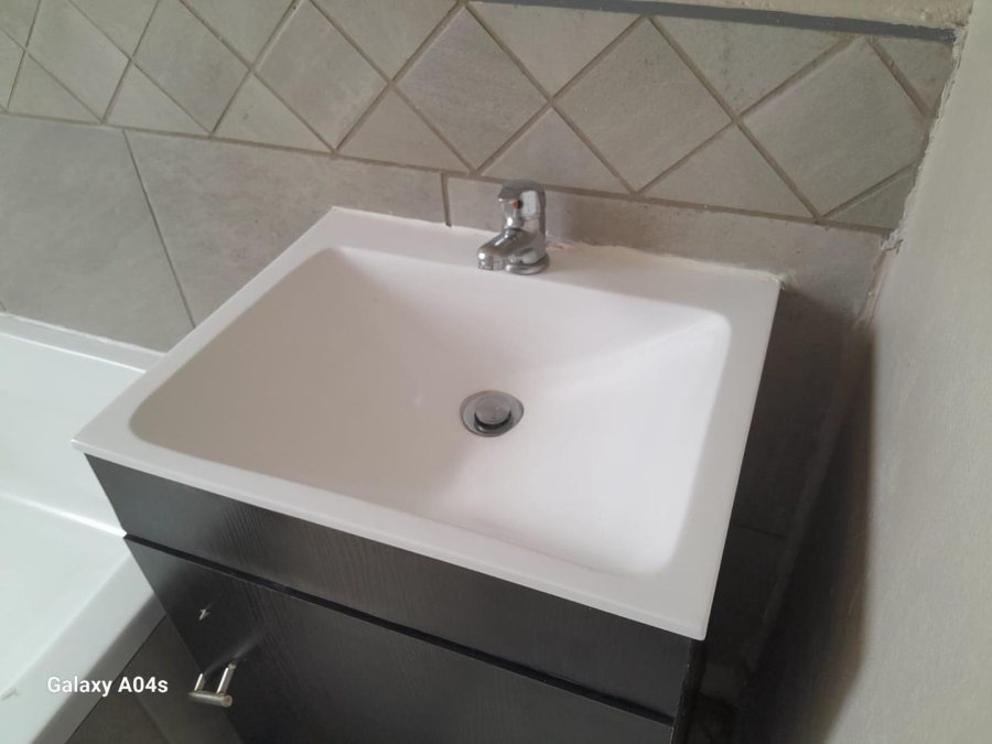 1 Bedroom Property for Sale in Braamfontein Gauteng