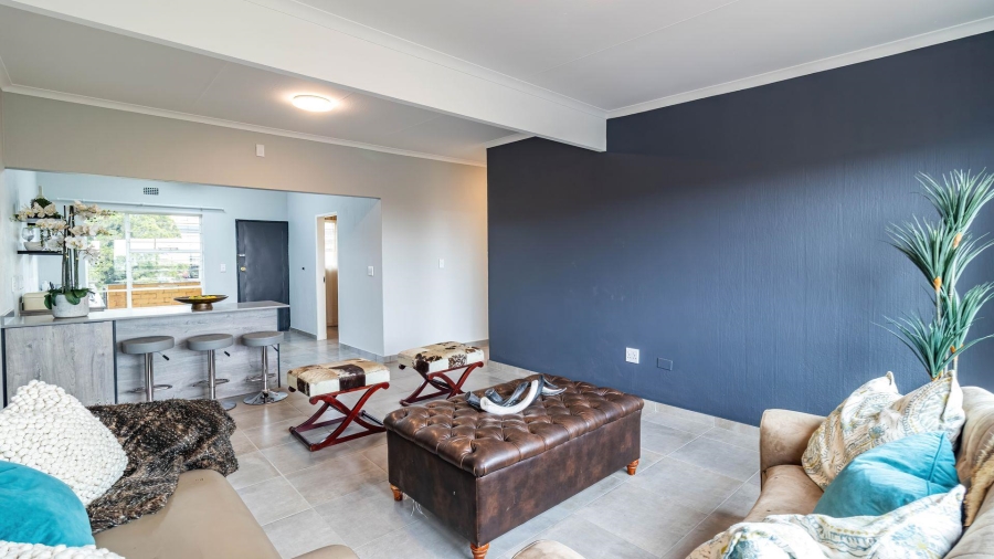 To Let 2 Bedroom Property for Rent in Kloofendal Gauteng