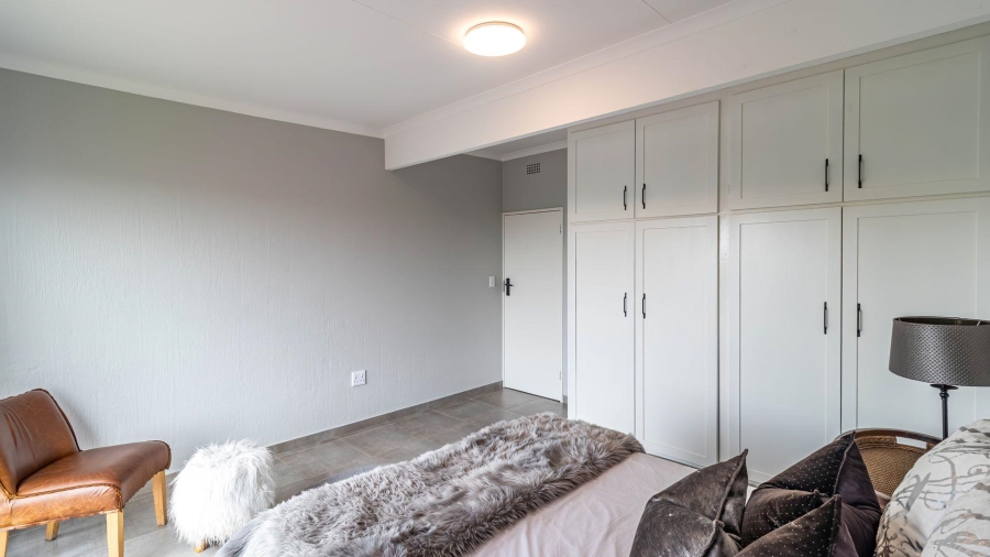 To Let 2 Bedroom Property for Rent in Kloofendal Gauteng