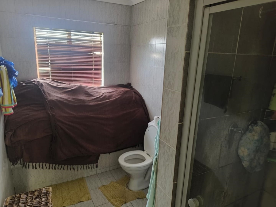 To Let 3 Bedroom Property for Rent in La Montagne Gauteng