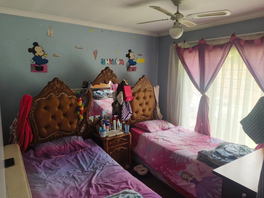 To Let 3 Bedroom Property for Rent in La Montagne Gauteng