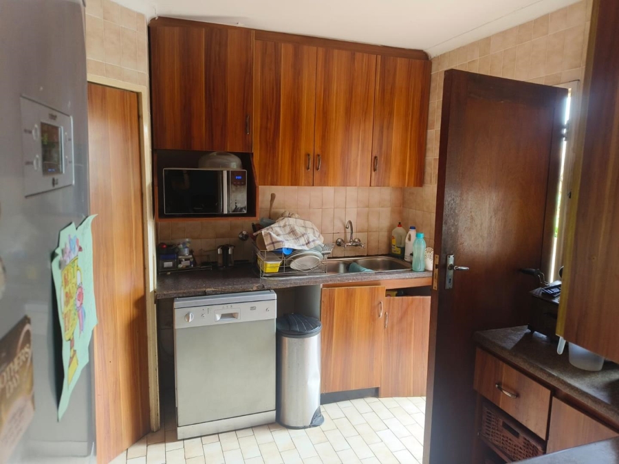 To Let 3 Bedroom Property for Rent in La Montagne Gauteng