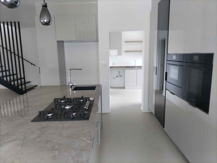 4 Bedroom Property for Sale in Eye of Africa Gauteng