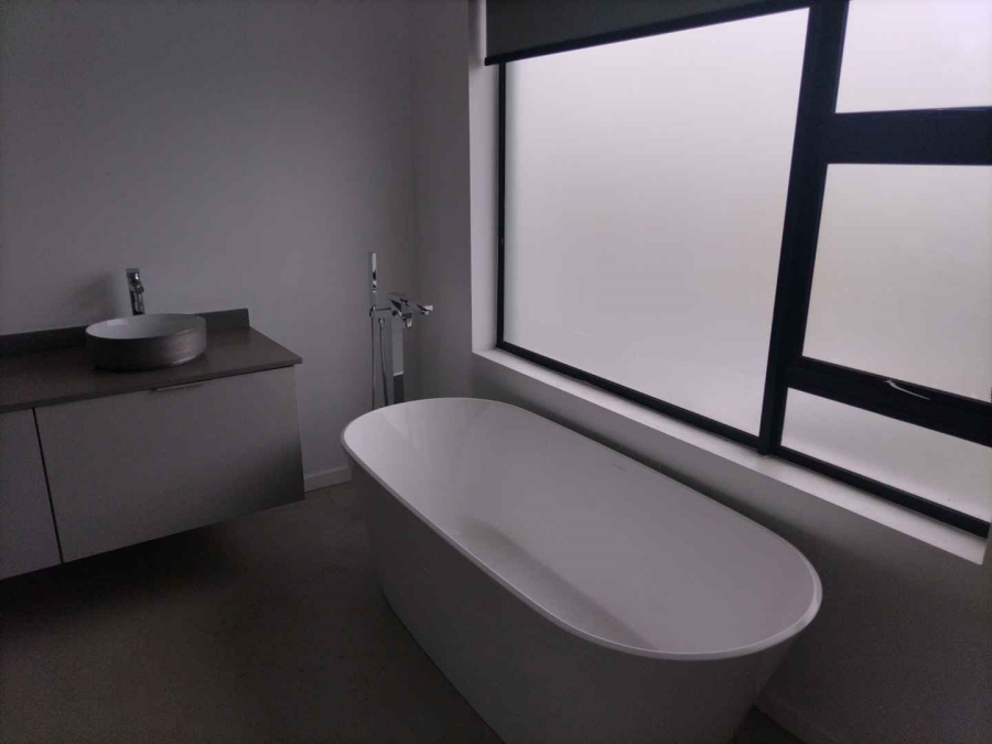 4 Bedroom Property for Sale in Eye of Africa Gauteng