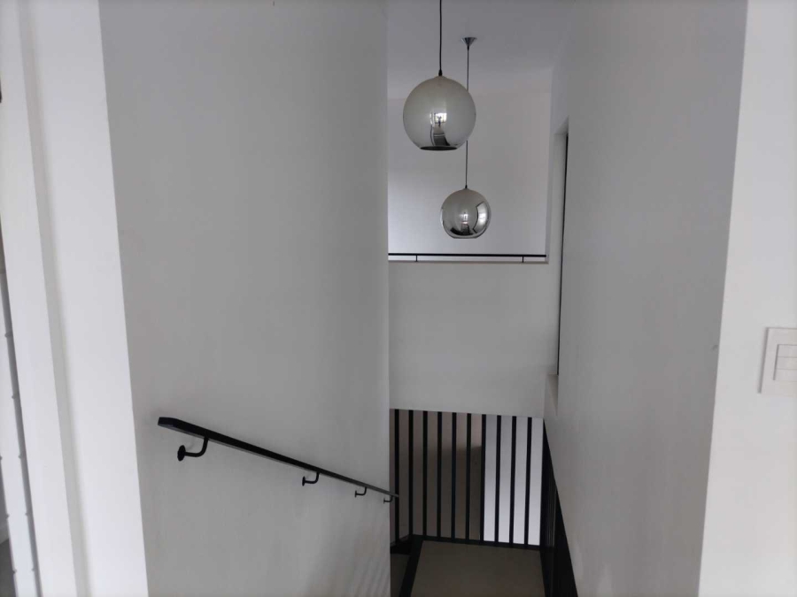 4 Bedroom Property for Sale in Eye of Africa Gauteng