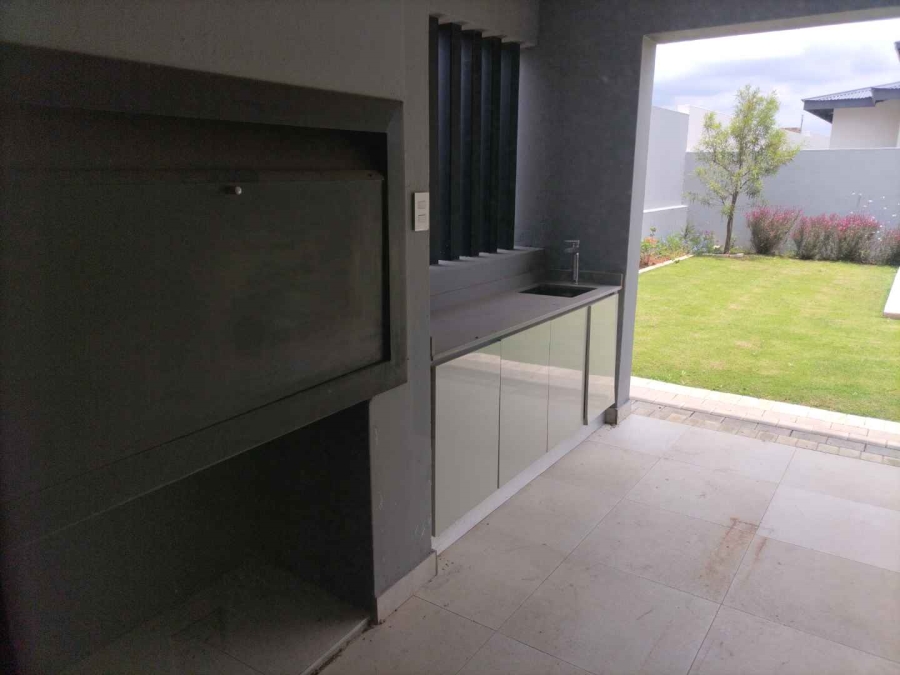 4 Bedroom Property for Sale in Eye of Africa Gauteng