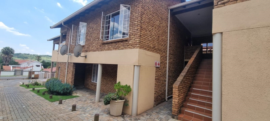 3 Bedroom Property for Sale in Glenvista Gauteng