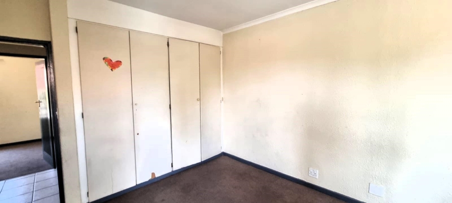 3 Bedroom Property for Sale in Glenvista Gauteng
