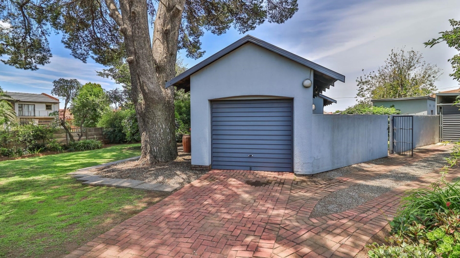 3 Bedroom Property for Sale in Mackenzie Park Gauteng