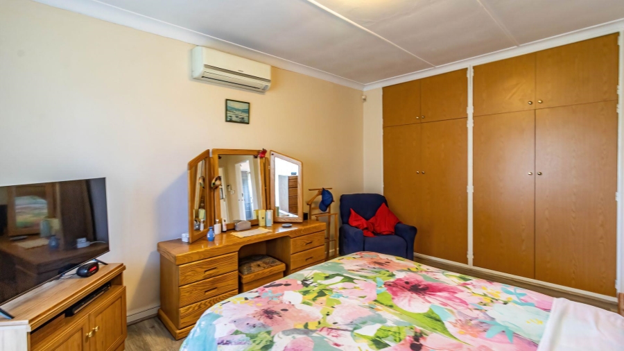 3 Bedroom Property for Sale in Mackenzie Park Gauteng