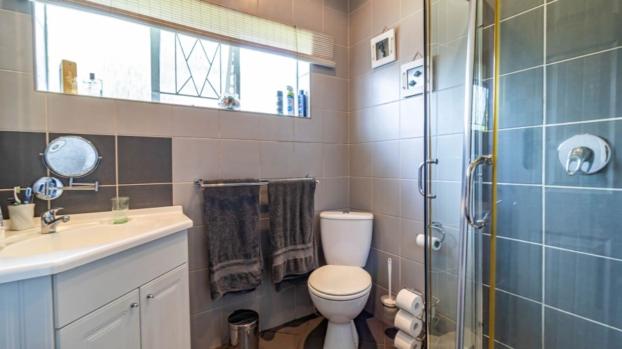 3 Bedroom Property for Sale in Mackenzie Park Gauteng