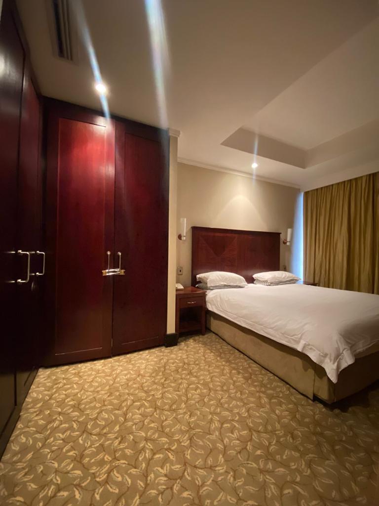 1 Bedroom Property for Sale in Sandton Central Gauteng