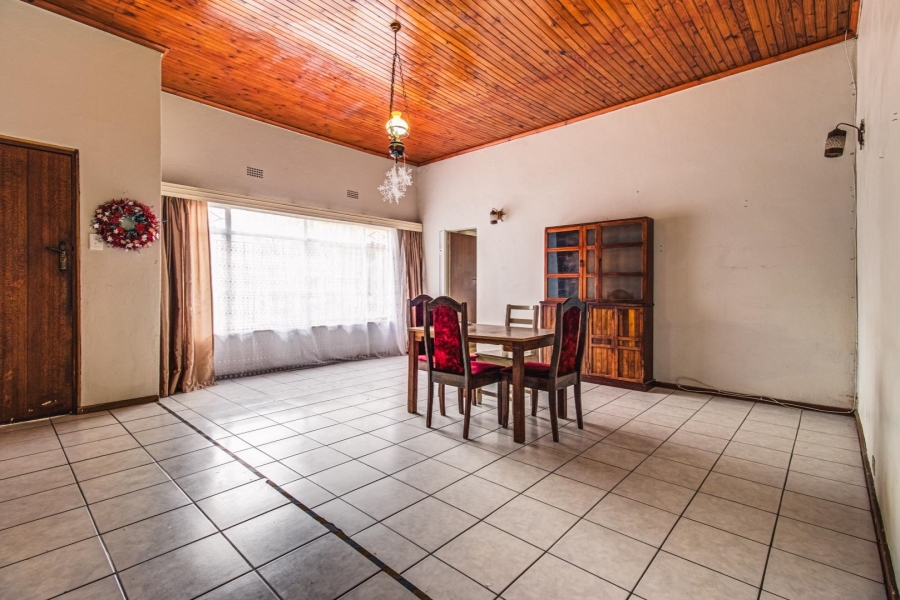 5 Bedroom Property for Sale in Northmead Gauteng