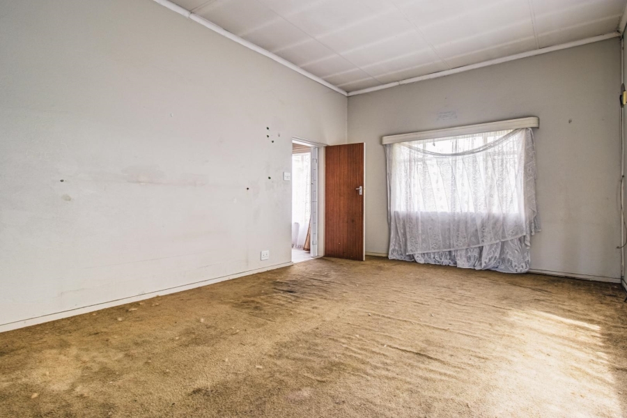 5 Bedroom Property for Sale in Northmead Gauteng