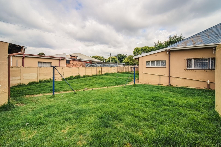 5 Bedroom Property for Sale in Northmead Gauteng