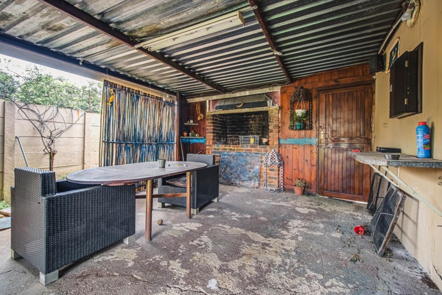 5 Bedroom Property for Sale in Northmead Gauteng