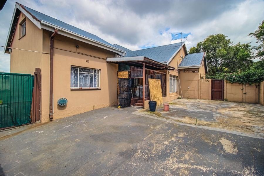 5 Bedroom Property for Sale in Northmead Gauteng
