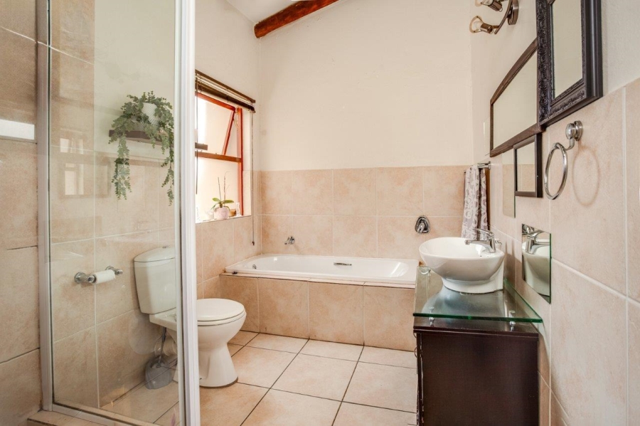 3 Bedroom Property for Sale in Weltevreden Park Gauteng