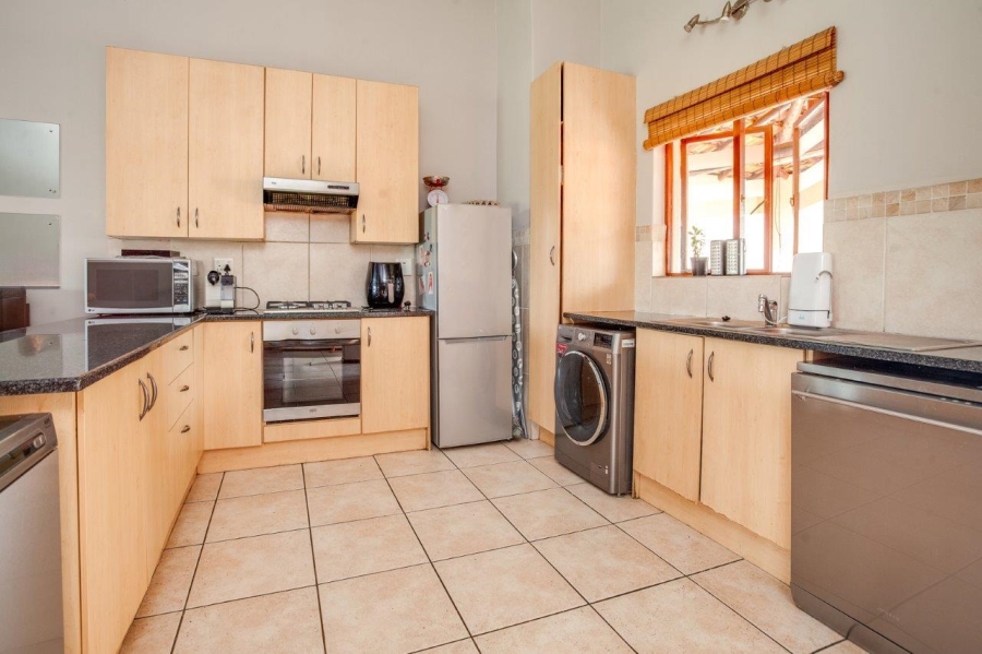 3 Bedroom Property for Sale in Weltevreden Park Gauteng