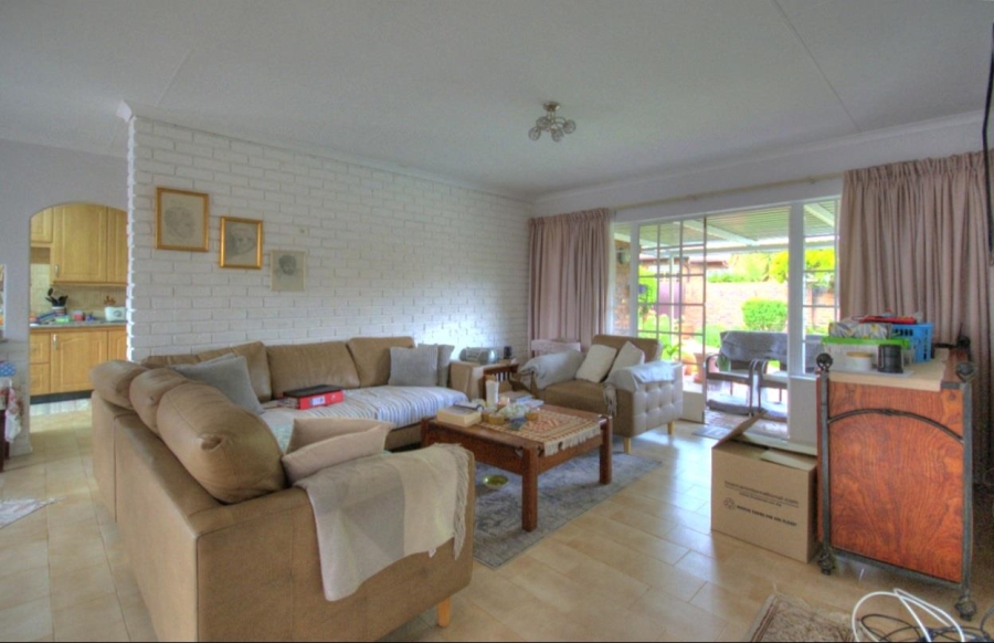 3 Bedroom Property for Sale in Brackenhurst Gauteng